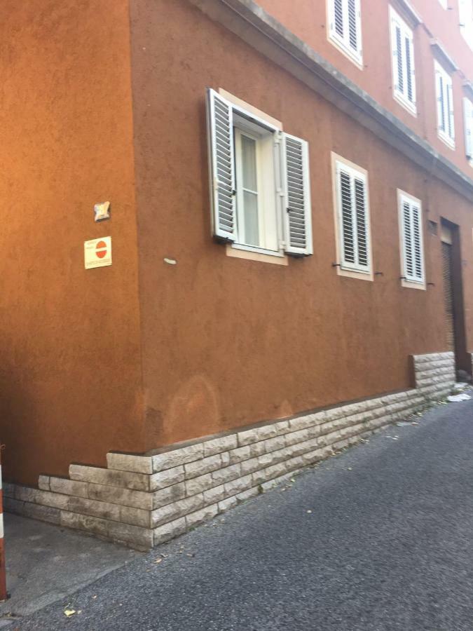 Апартаменти Casa Del Cucciolo Con Parcheggio Privato Трієст Екстер'єр фото